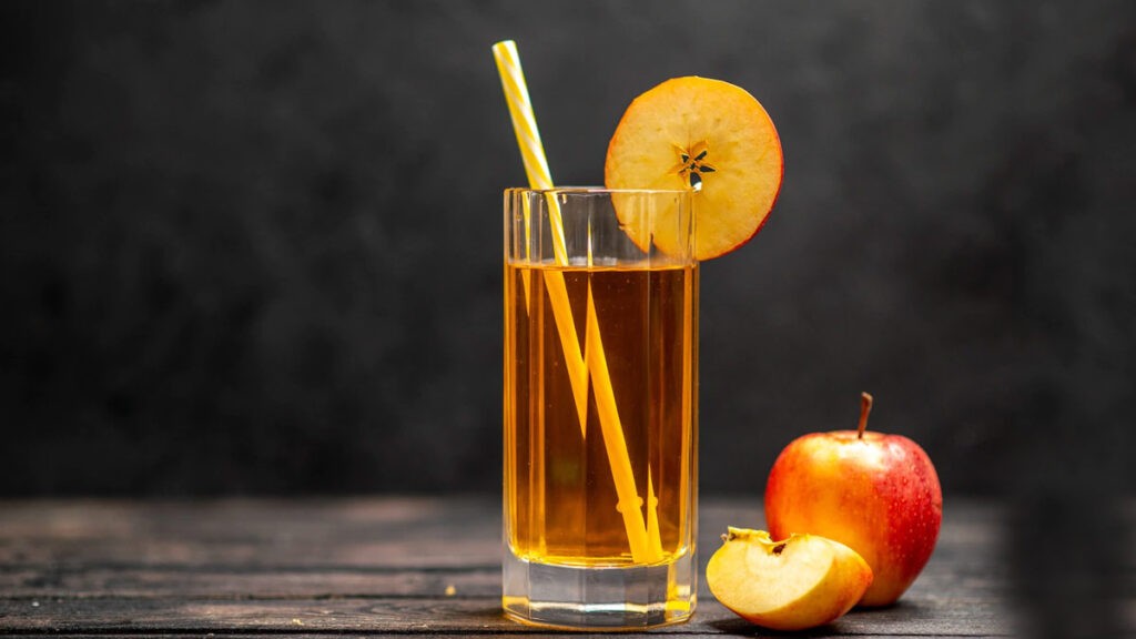 Nước ép táo bao nhiêu calo? Lợi ích giảm cân của nước ép táo